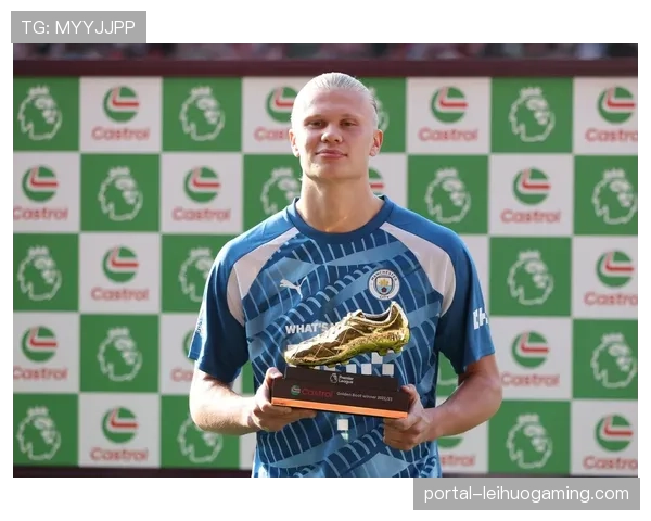 专访哈兰德：谈论在曼城战术体系中如何优化由守转攻的启动时机